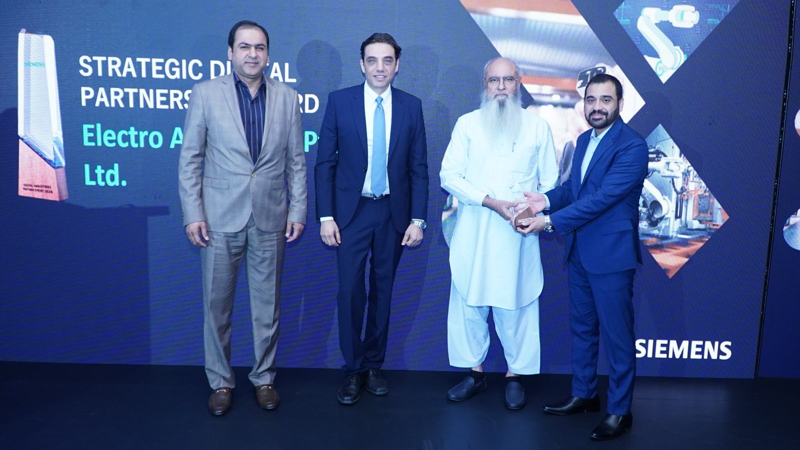ElectroAutomates receiving the Strategic Digital Partnership Award at the Siemens Digital Industries Partner Event 2026